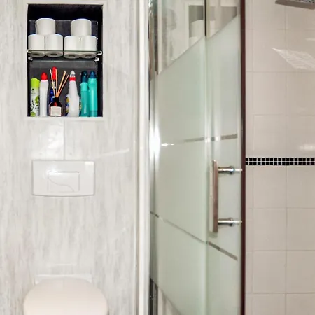 펜션 1 Bedroom Amazing In Rodes
