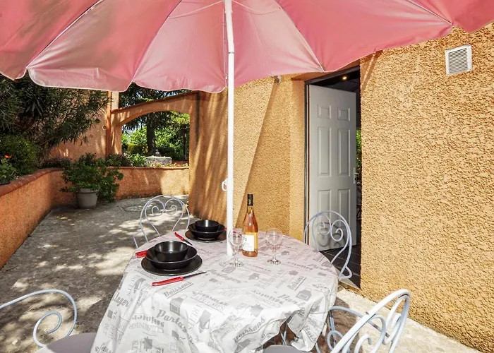 1 Bedroom Gorgeous In Feriehus Rodes