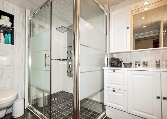 1 Bedroom Gorgeous In *